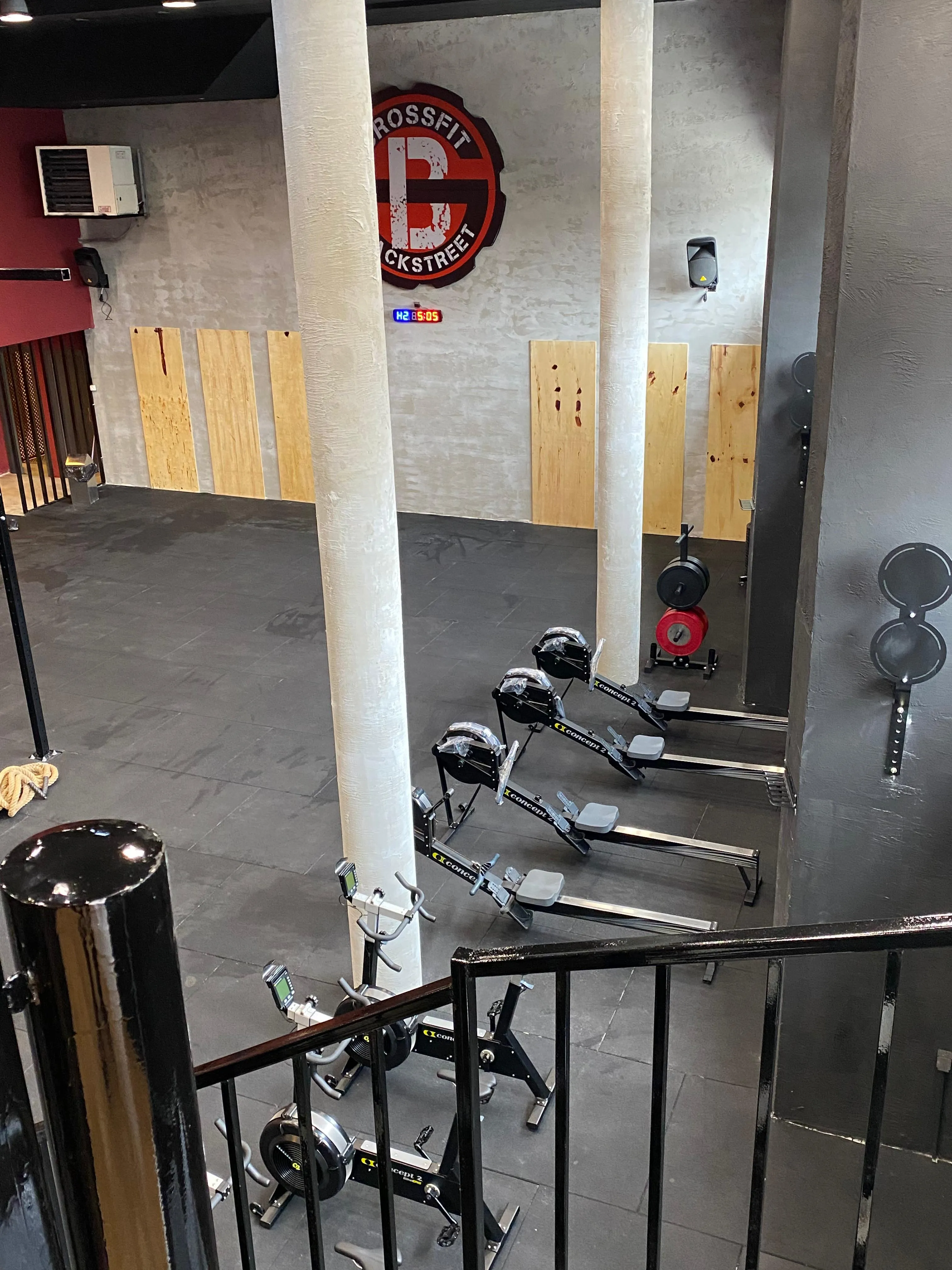 CrossFit Backstreet Oran üst rower alanı